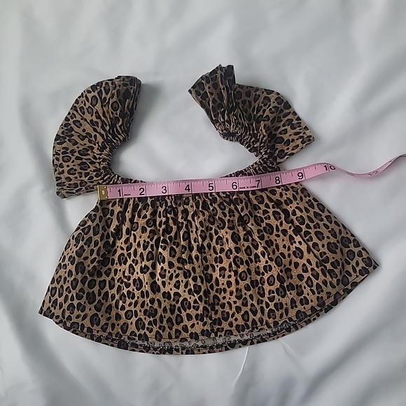 Chic Leopard Print Ruffle Sleeve Top - Picture 6 of 6